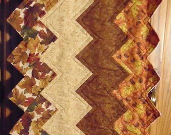 Corredor de mesa acolchoado de outono 18" x 42 1/2"