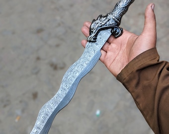 Espada de acero de Damasco con patrón de hoja torcida hecha a mano, empuñadura Dargon con funda
