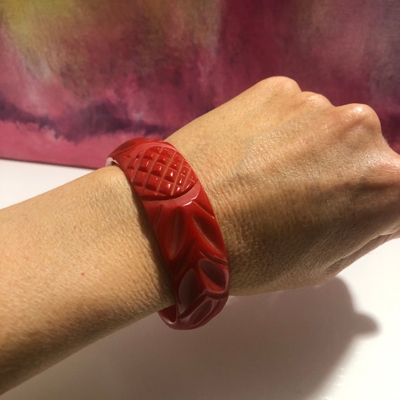 Bakelite Red Carved Rare Bangle