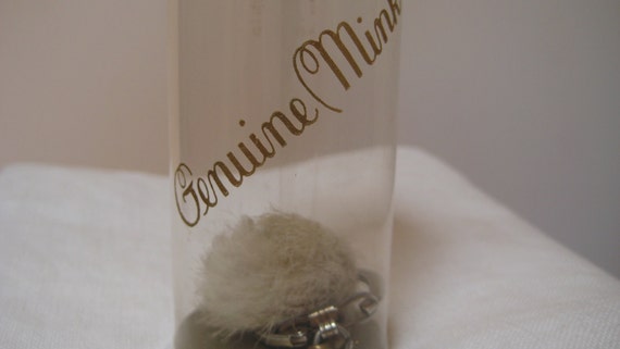 Mink Puff Keychain in Darling Original Box As Is - image 1