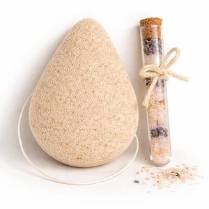 Eco Self-Care Gift Set – Natural Konjac Sponge & Mini Lavender Bath Salt – Perfect Zero Waste Skincare Gift