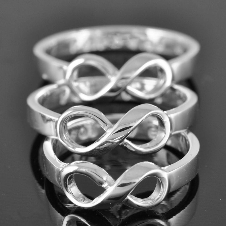 Infinity Ring Maid of Honor Engraving Ring Bridesmaid Gift Engagement Ring Wedding Band Wedding Ring Promise Ring Anniversary Ring
