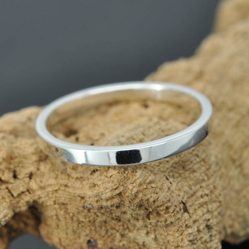 size 9 mens ring in mm