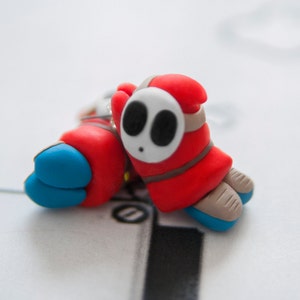 EEK Shy Guy Earrings Mario image 3