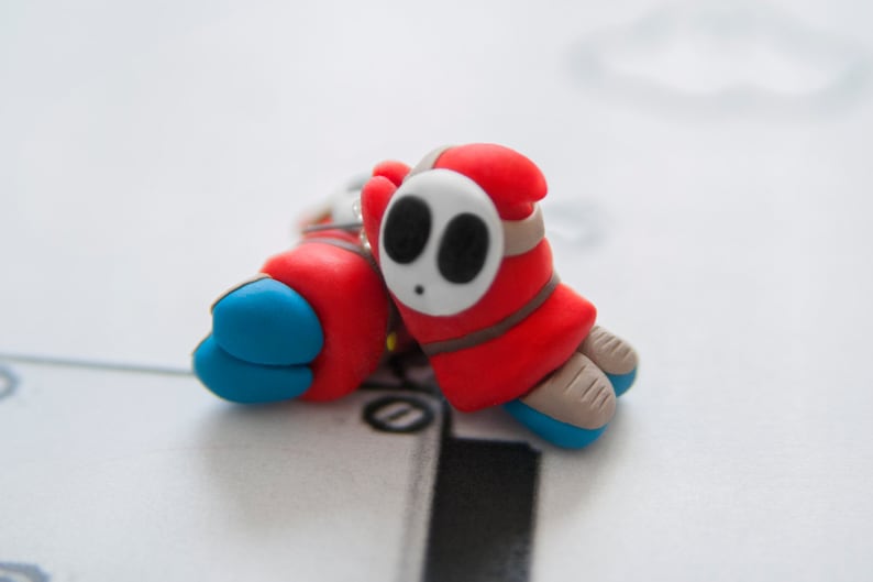 EEK Shy Guy Earrings Mario image 3