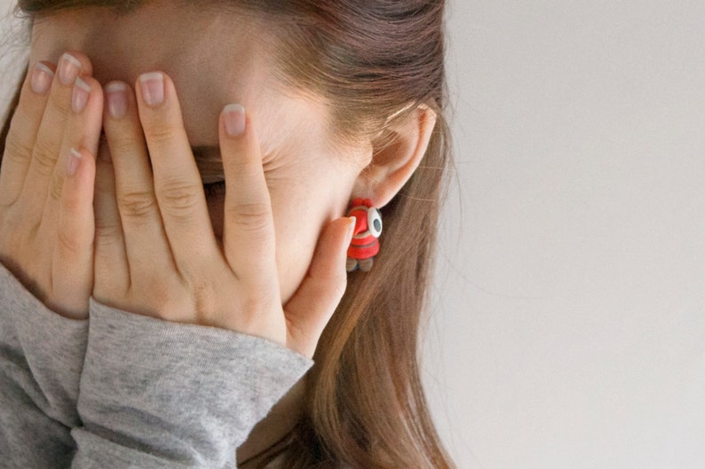 EEK Shy Guy Earrings Mario image 2