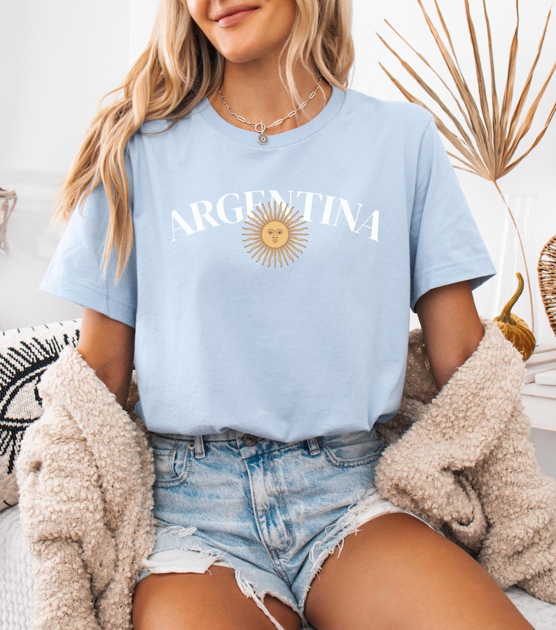 Argentina: Personalized World Cup 2026 Soccer Shirt, Messi Jersey Gifts for Argentinian, Argentina Lover Tee Argentine Flag T-Shirt Gift immagine 3