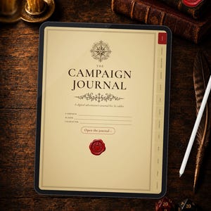 Pode incluir: Um tablet digital exibindo uma interface de diário de campanha bege com um ícone de bússola, o texto The Campaign Journal, a digital adventurer's journal for 5e tables e um selo de cera vermelho. A tela possui abas de navegação laterais.