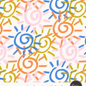 Pode incluir: Um padrão contínuo com sóis desenhados à mão em laranja, azul, rosa e amarelo mostarda sobre um fundo creme. Os sóis consistem numa espiral central com raios de pinceladas curtas. O texto na parte inferior diz Seamless patterns 12x12 inch.