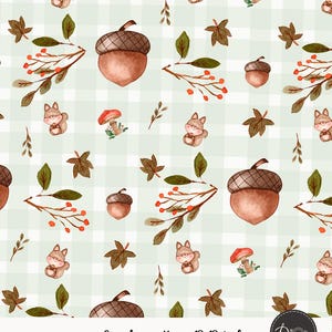 Pode incluir: Um padrão contínuo com ilustrações em aguarela de esquilos, bolotas, cogumelos e ramos com folhas e bagas vermelhas sobre um fundo de xadrez verde claro e branco. O texto Seamless patterns 12x12 inch é visível na parte inferior.