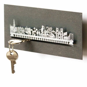 Brussels Souvenir Gift Tube - Iconic Landmarks & Comics Silhouette | Perfect memorabilia for tourists - Ideal Brussels gift