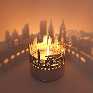 Birmingham Skyline Schattenspiel – Kerzenaufsatz für magisches Raumambiente, Souvenir für Birmingham-Fans