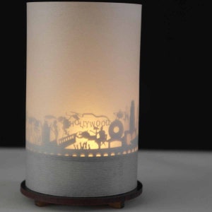 Los Angeles Premium Gift Box - Stunning Motif Candle with City Skyline Projection - Perfect Souvenir for LA Fans!