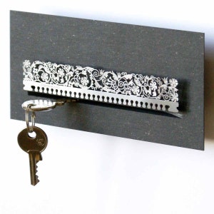 Tendrils Souvenir Gift Tube - Exquisite Botanical Motifs & Practical Key Storage - Stylish and Classy Home Accessory