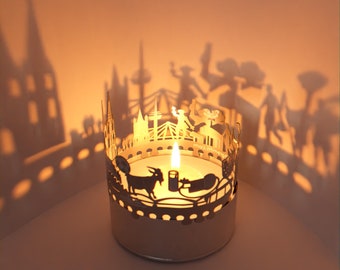 Jeux d'ombres sur la ligne d'horizon de Cologne : décoration de bougie exquise - Créez une atmosphère de pièce époustouflante avec la silhouette emblématique de l'eau de Cologne