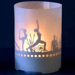 Yoga Gift Tube Shadow Play Candle - Tranquil Motif Silhouette Projection for Mindful Ambiance - Perfect Gift for Yoga Enthusiasts