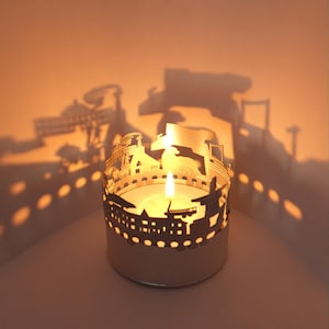 Churchill Skyline Shadow Play Lantern Candle Attachment - Souvenir inquietante per i fan - Decorazione di Halloween