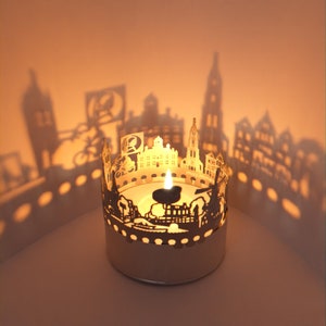 Delft Skyline Schattenspiel - Magisches Kerzenlicht mit niederländischem Flair - Perfektes Souvenir für Delft-Fans