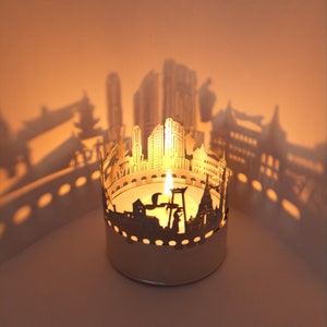 BKK Skyline Schattenspiel: Magische Kerzenprojektion - Bangkok Souvenir und Geschenk für Fans - Schönes Schattenspiel in jedem Raum!