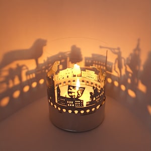 The Brunswick Skyline Shadow Play - Accesorio de vela para fascinante proyección de silueta - ¡Regalo de recuerdo perfecto!