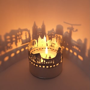 Hildesheim Skyline Schattenspiel - Kerzenaufsatz für magische Projektionen - Souvenir für Hildesheim-Fans & Geschenkidee