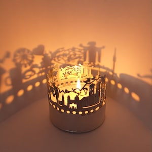 Munich Skyline Shadow Play: Lantern Candle Attachment, Silhouettes of Iconic Sights, Perfect Souvenir for Munich Fans!