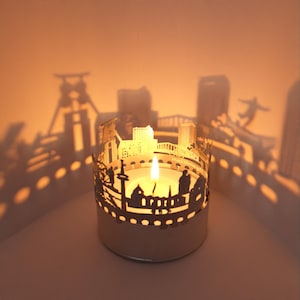 Essen Skyline Shadow Play - Attacco per candela lanterna con torre RWE e sagome della miniera di carbone dello Zollverein - Souvenir perfetto per i fan di Essen