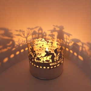 Halloween Shadow Play Candle Attachment - Spookachtige silhouetmotieven voor spookachtige kamerprojectie - Perfect Halloween-cadeau!