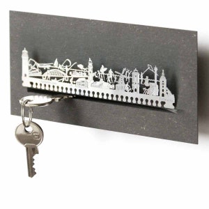 Fehmarn Skyline Souvenir Gift Tube - Iconische monumenten en motieven - Perfecte Fehmarn-memorabilia en cadeau - Stijlvol en praktisch sleutelrek