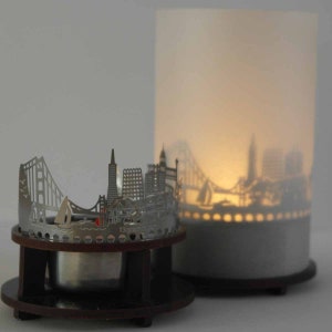 San Francisco Premium Gift Box - Beautiful Motif Candle with Iconic Skyline Silhouette for Souvenir Lovers & City Explorers