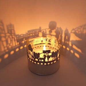 York Skyline Shadow Play - Beautiful Candle Attachment with Iconic Silhouettes, Perfect Souvenir for Fans of York!
