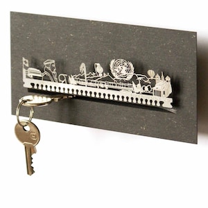Geneva Skyline Key Rack – Lake Geneva, CERN, Souvenir Gift