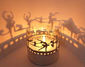 Ballet Shadow Play: Captivating Silhouette Motifs for Mesmerizing Room Decor - Ideal Gift for Dance Lovers & Enthusiasts!