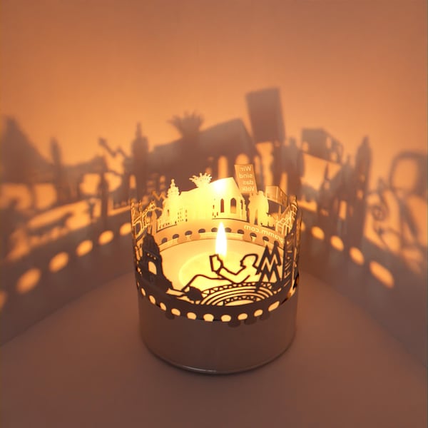Leipzig Skyline Shadow Play: Mesmerizing Candle Attachment - Perfect Souvenir for Leipzig Fans - Create Stunning Room Décor & Shadow Show!
