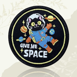 Give Me Space Embroidered Patch, Funny Cat Astronaut Galaxy Badge, Cute Feline Pet Lover Outer Space Patch for Jacket Backpack Hat Gift