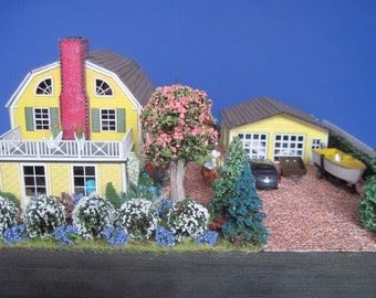 Contáctenos antes de comprar - Hecho a pedido Amityville House HO Scale Furnished Dollhouse en una propiedad