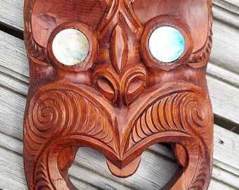 Maori face mask wall hanging decor tribal art