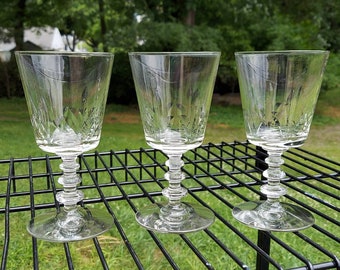 Water or wine glasses large Olive n cross Rock sharpe Crystal (price each)
