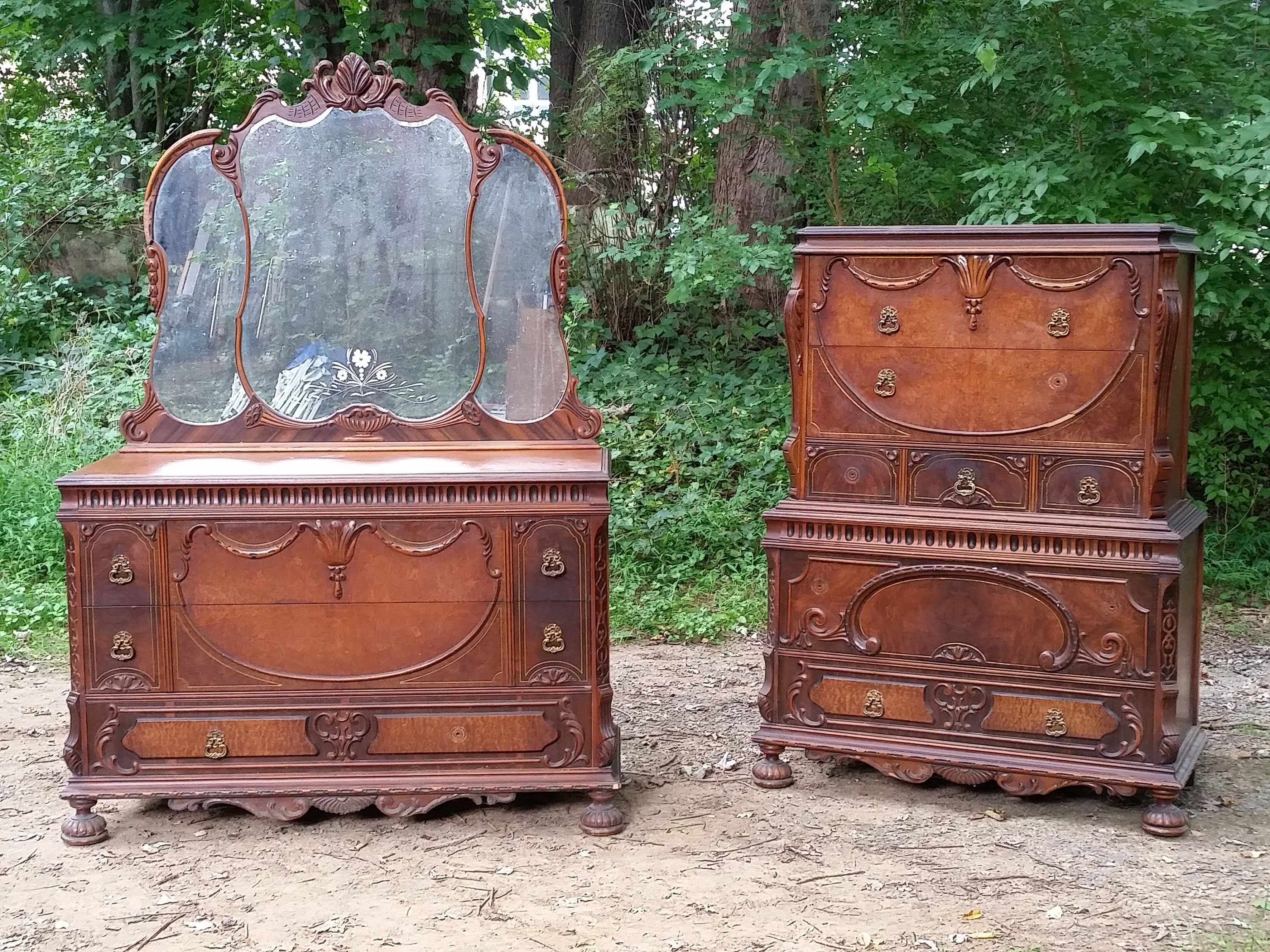 Gatsby Bedroom Set Dresser Chest Burl Walnut Depression Era 1930s