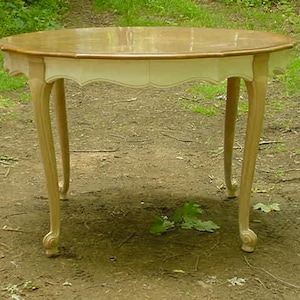 French carved dining table round circular provincial Louis XV PICKUP for resto