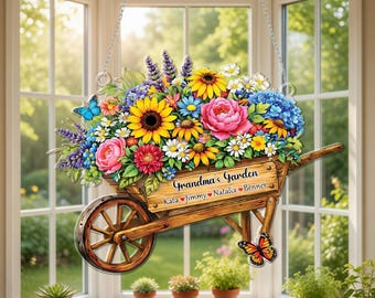 Personalisierte Acryl Schubkarre Blumenfensterbehang, Omas Garten Suncatcher, individuelles Namensgeschenk für Oma, Blumendekor