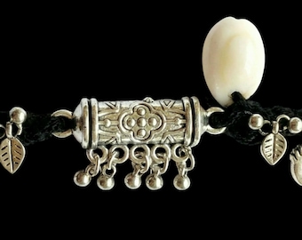 Panchmasi Rakhi for pregnant women, Silver Coloured Mandadi, Handcrafted Resin  Panchmasiyu Rakri