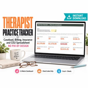 Könnte beinhalten: Ein Laptop zeigt ein Therapeuten-Praxis-Dashboard mit Kennzahlen zu Fallzahlen, Abrechnung und Versicherung. Auf dem Bildschirm steht Practice Tracker, Practice Dashboard und No PHI By Design. Eine Tasse, eine Brille und ein Notizbuch liegen daneben.