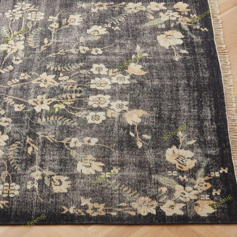 Lavish Hand Knotted Black Floral New Zealand Wool Area Rug – Elegant ...