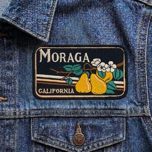 Vintage Moraga California Patch, Retro Pear Fruit Travel Souvenir Embroidered Iron On Badge, Contra Costa Applique for Jackets & Backpacks