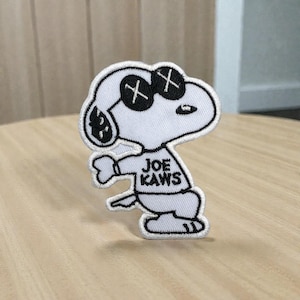 Snooppy embroidered patch Sew-on or iron-