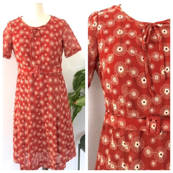 VTG 1960s eyelet flower dress