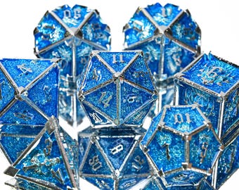 Metal Dice Set for DnD，Frosted Blue Ice Crystal Metal Dice Set - Silver Frame RPG Dice with Glitter Core for DND Ice Mage & Fantasy Games