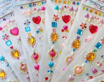 Pegatinas coloridas de diamantes de imitación para teléfono, calcomanías de gemas en forma de corazón, kit de decoración DIY para teléfono, lindas pegatinas Kawaii brillantes para fundas y álbumes de recortes