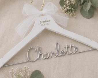 Percha de novia personalizada para boda con fecha grabada, regalos de compromiso, percha con nombre en escritura de alambre